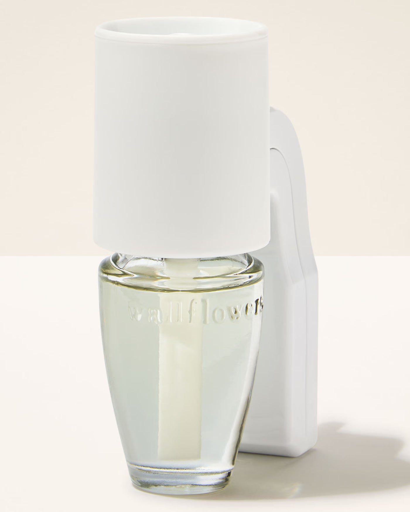 White Scent Control™ Wallflowers Fragrance Plug